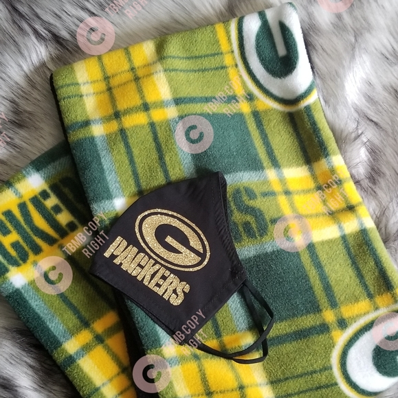 Greenbay Packers Infinity Scarf & Mask set
